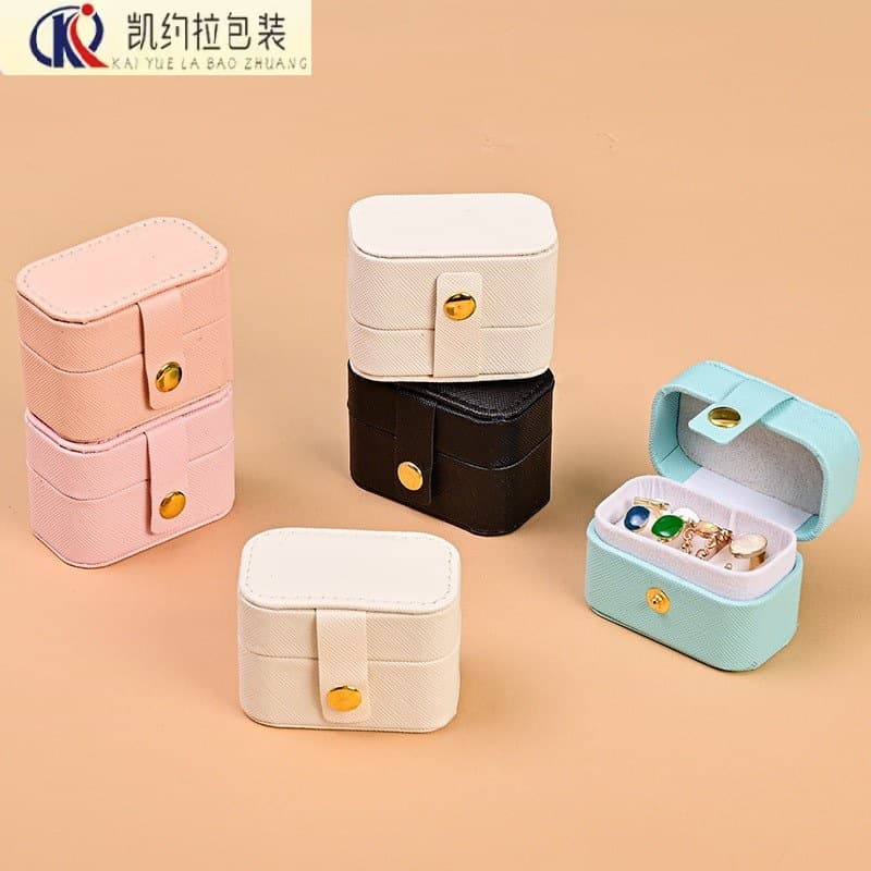 ジュエリーボックス 携帯用コンパクト型レザー調宝石箱
