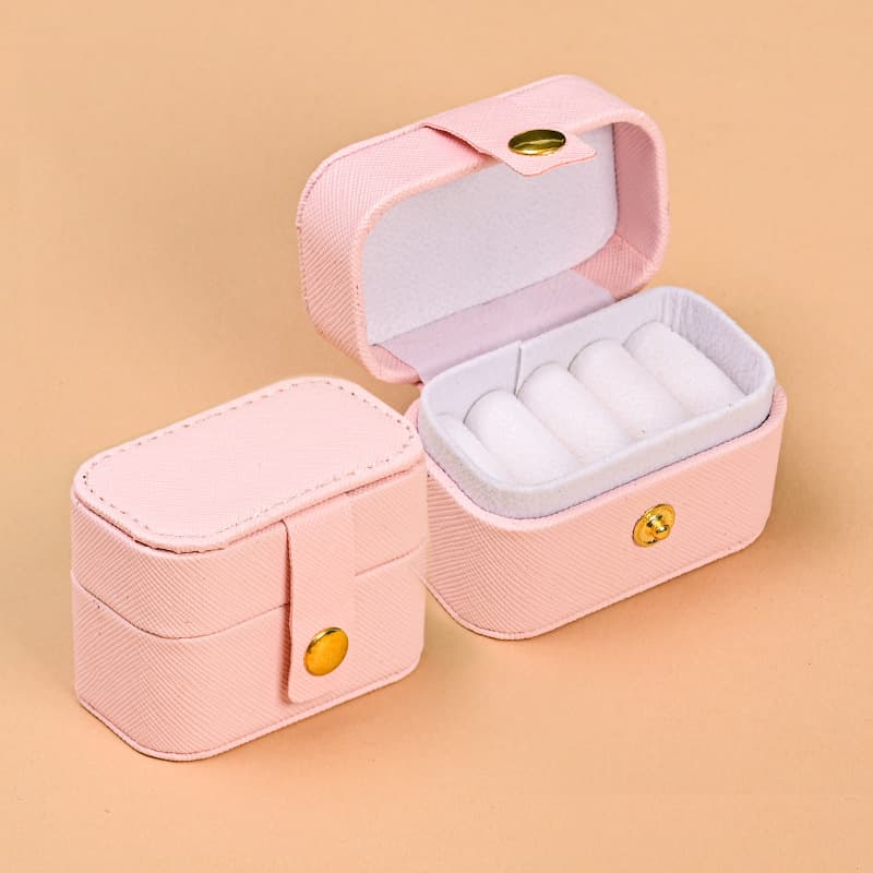 ジュエリーボックス 携帯用コンパクト型レザー調宝石箱
